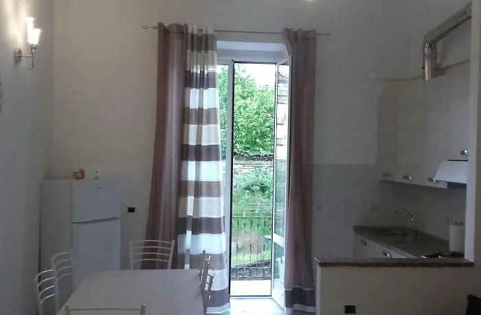 Apartment Station's Windows La Spezia